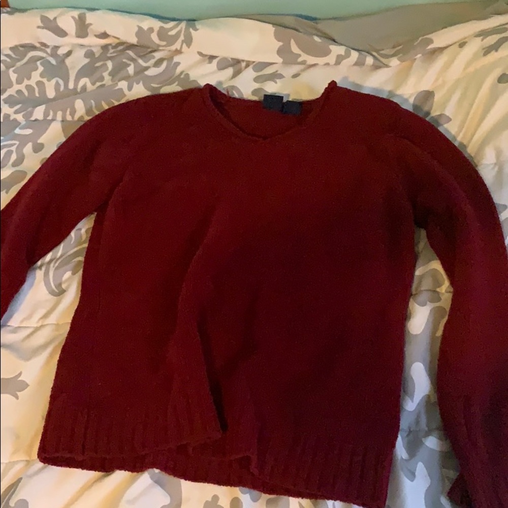 Crimson crew neck sweater